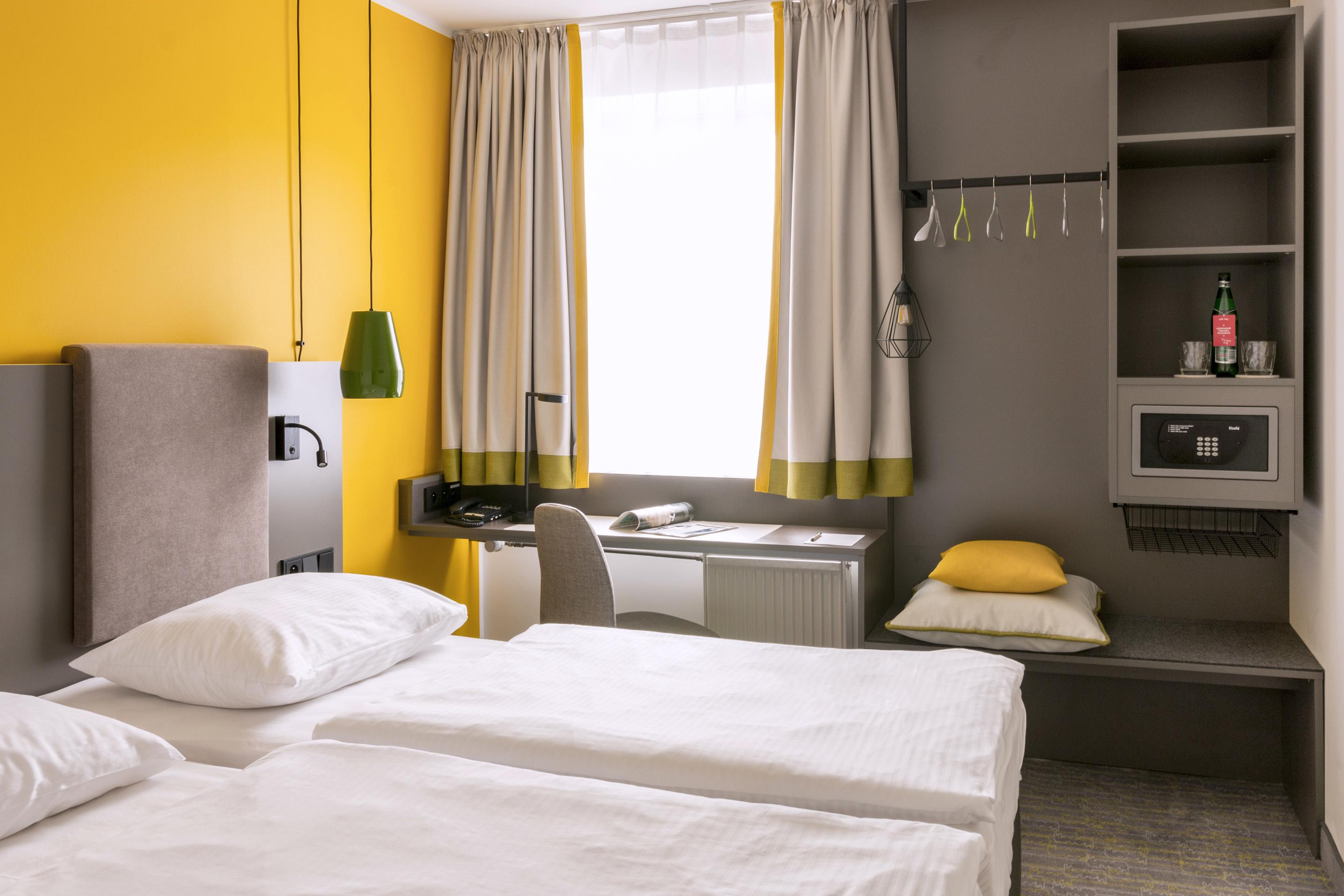 Готель Vienna House Easy By Wyndham Cracow Краків
